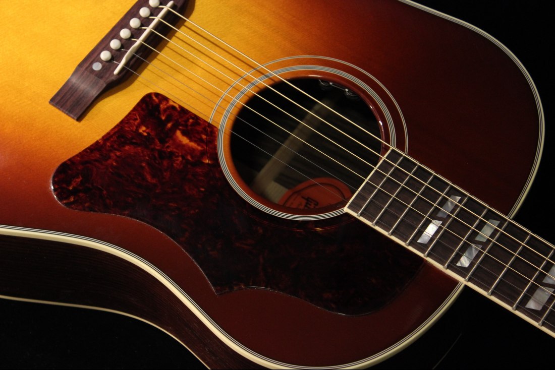 Gibson Southern Jumbo Mystic