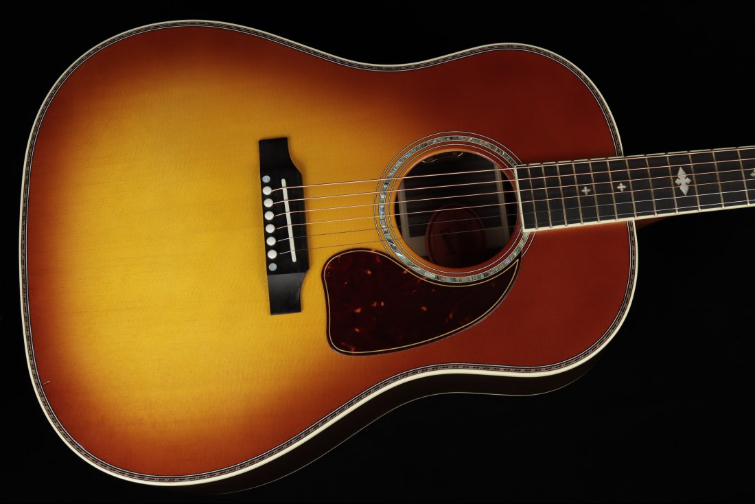 Gibson J-45 Deluxe