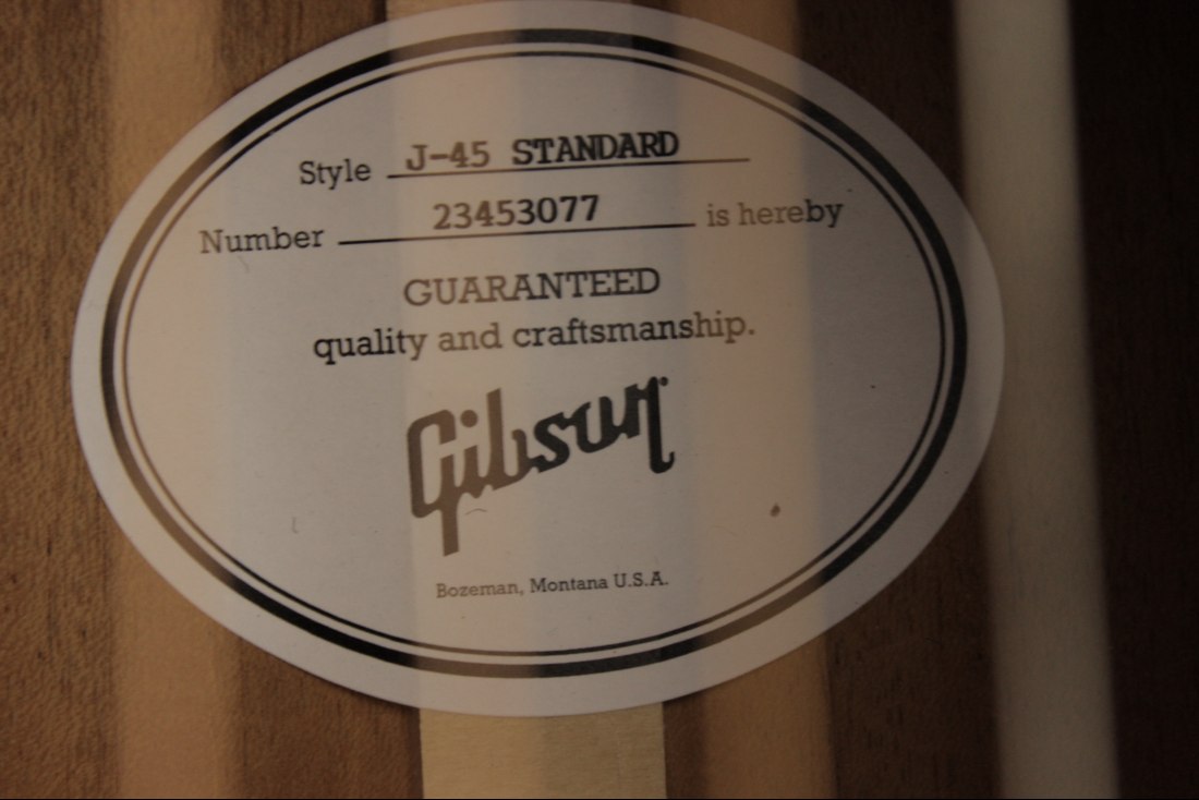 Gibson J-45 Standard - VS