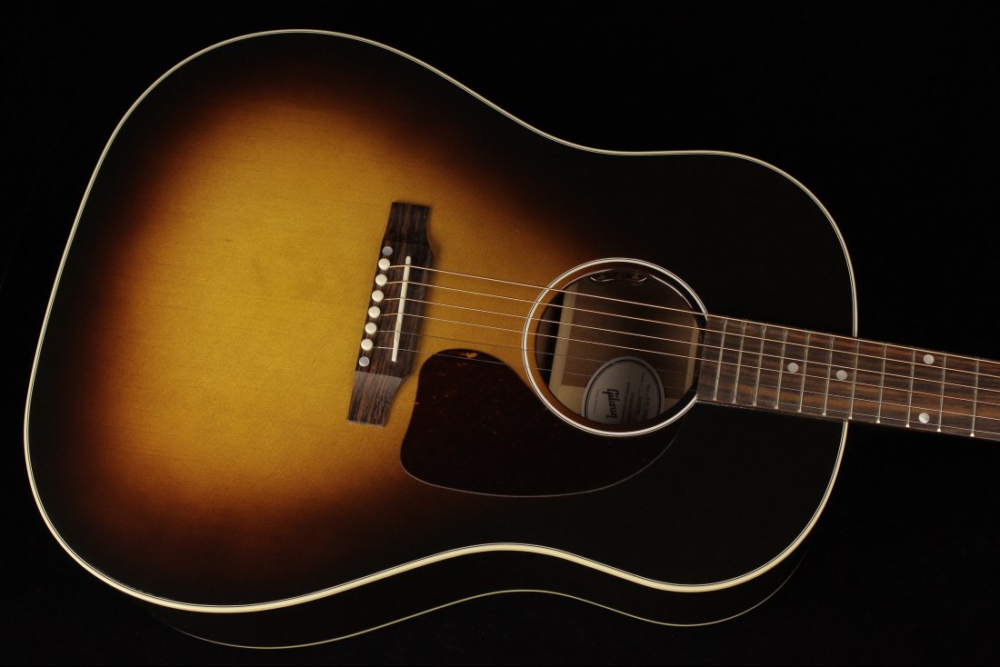 Gibson J-45 Standard