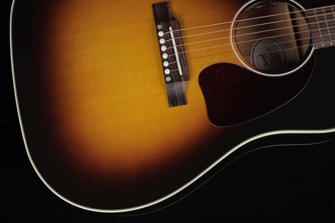 Gibson J-45 Standard - VS