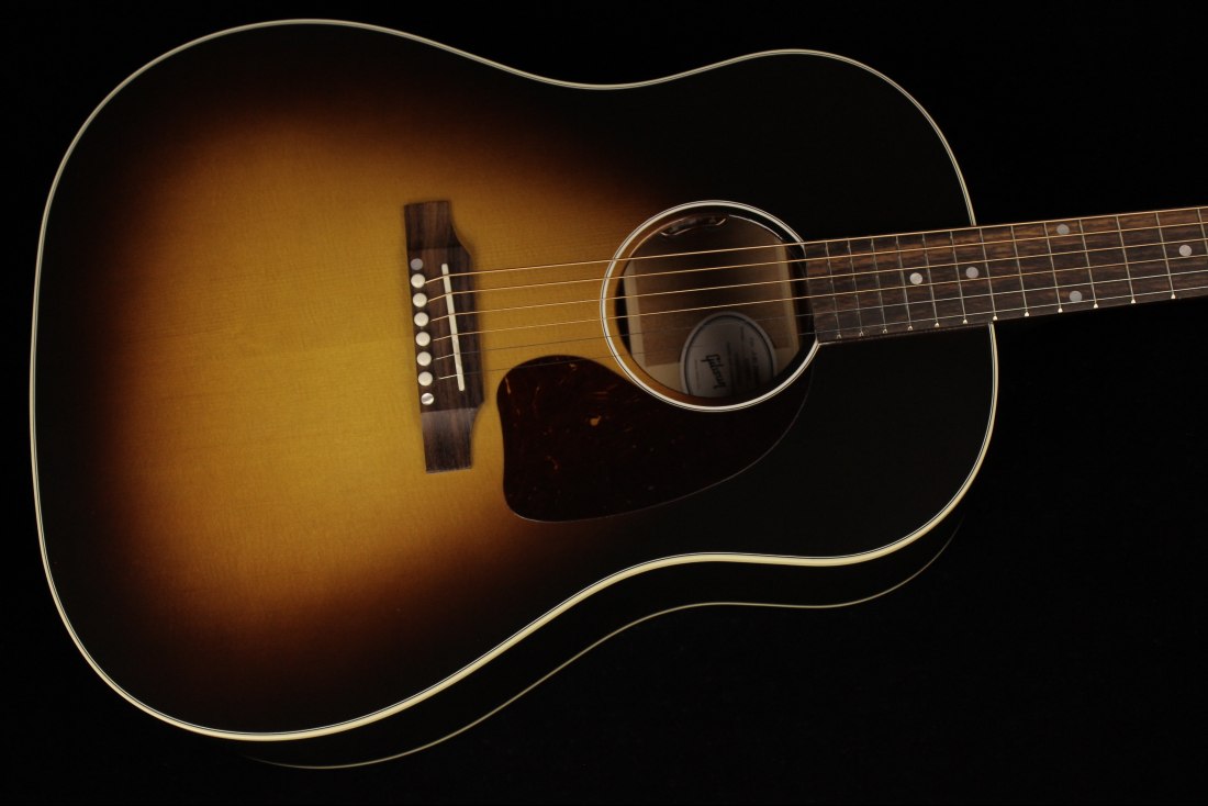 Gibson J-45 Standard