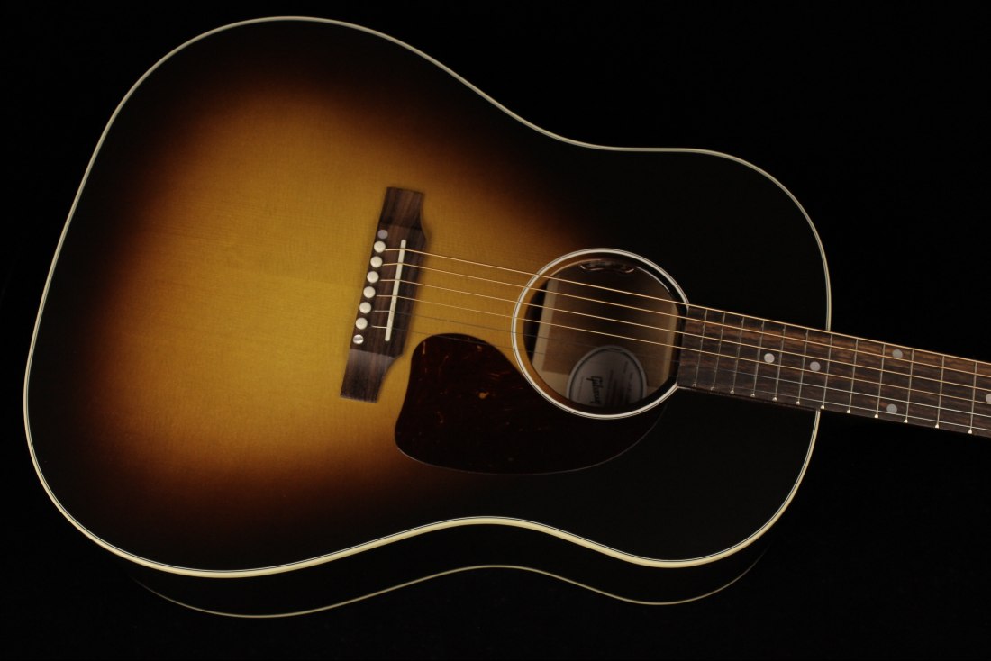 Gibson J-45 Standard