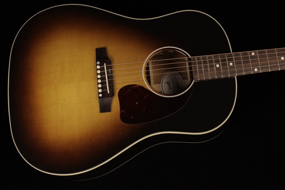 Gibson J-45 Standard