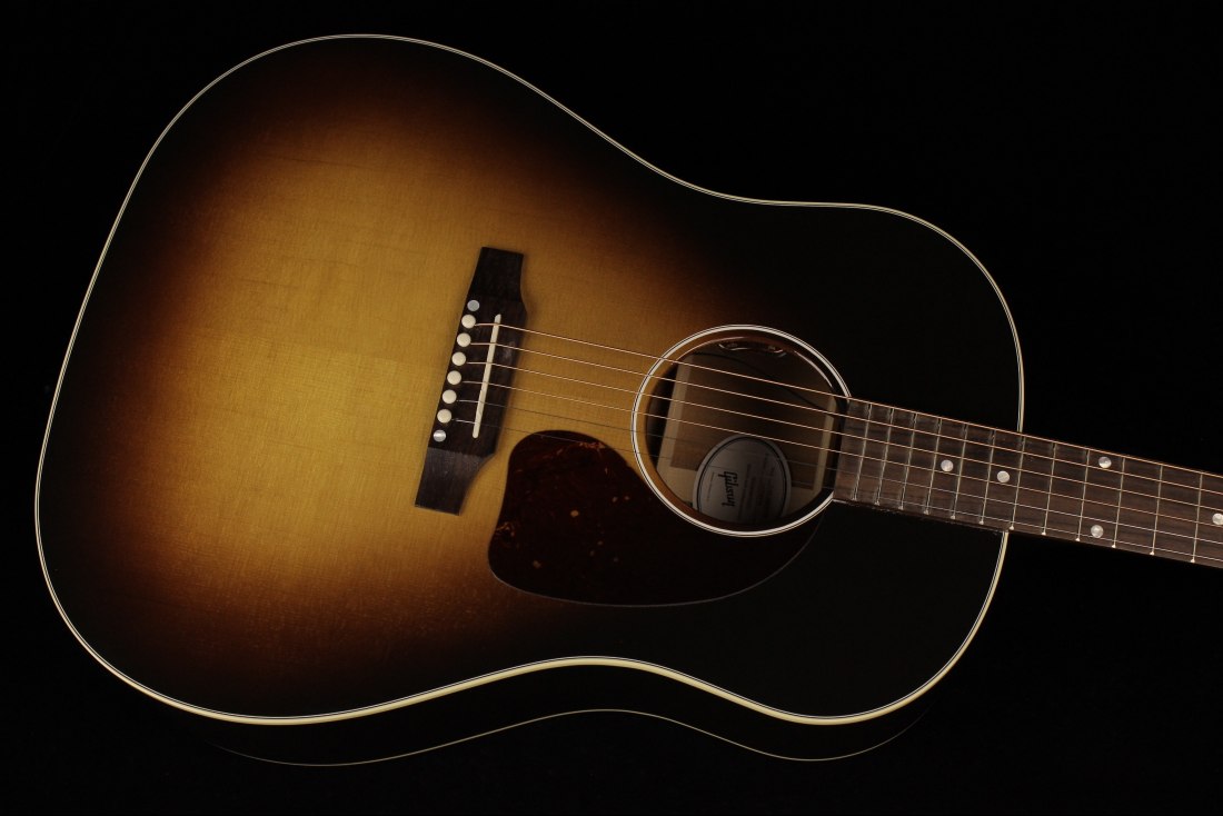 Gibson J-45 Standard