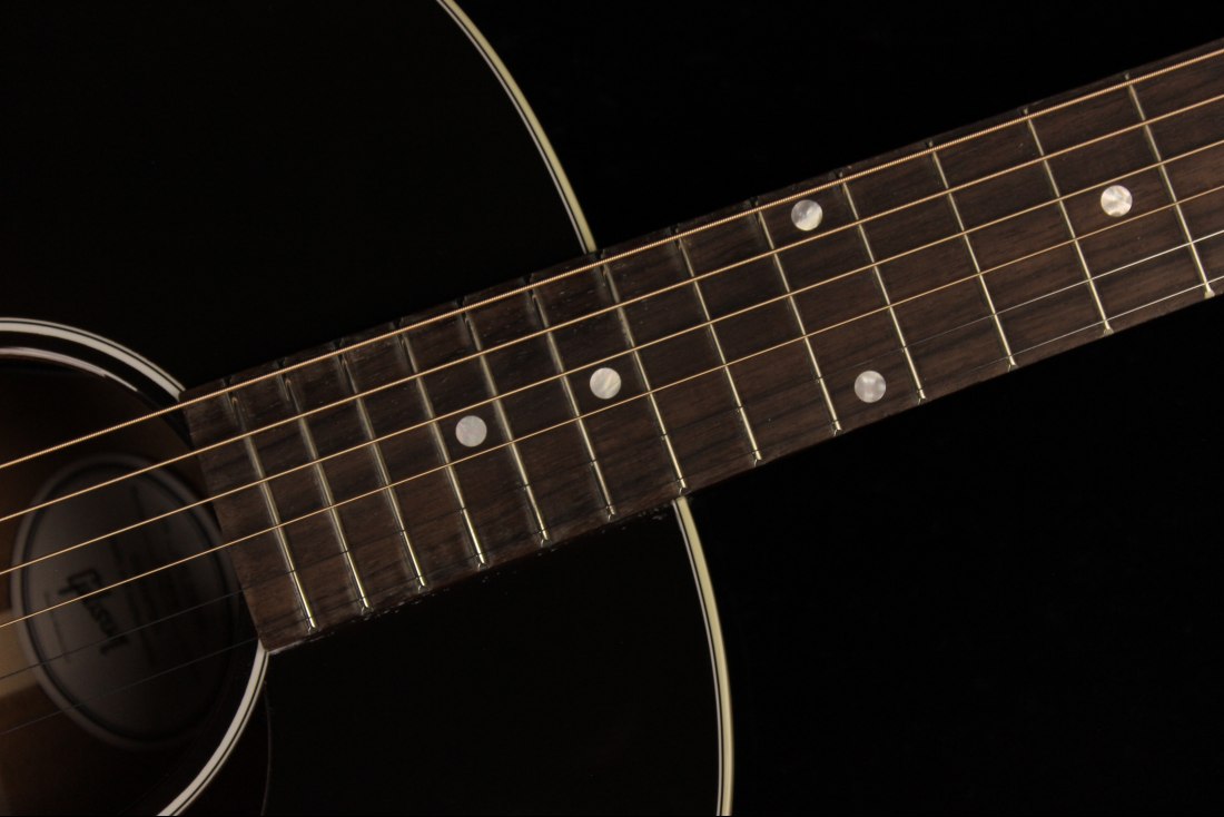 Gibson J-45 Standard