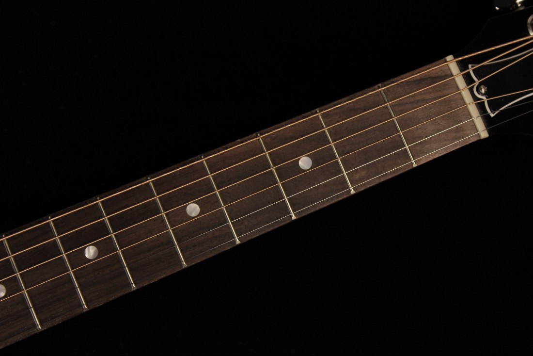 Gibson J-45 Standard