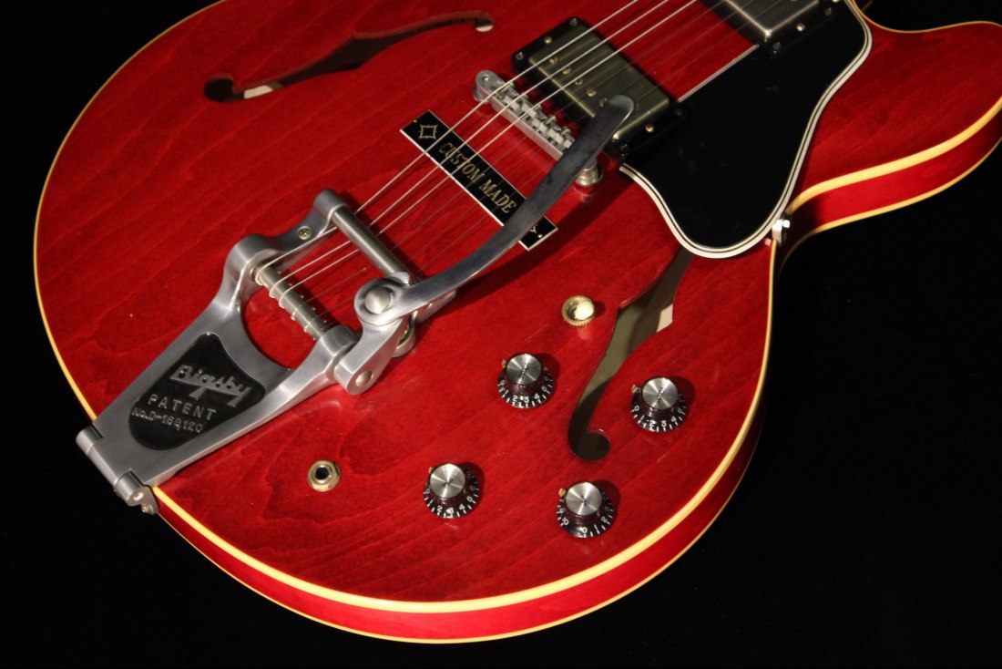 Gibson Memphis Rich Robinson ES-335