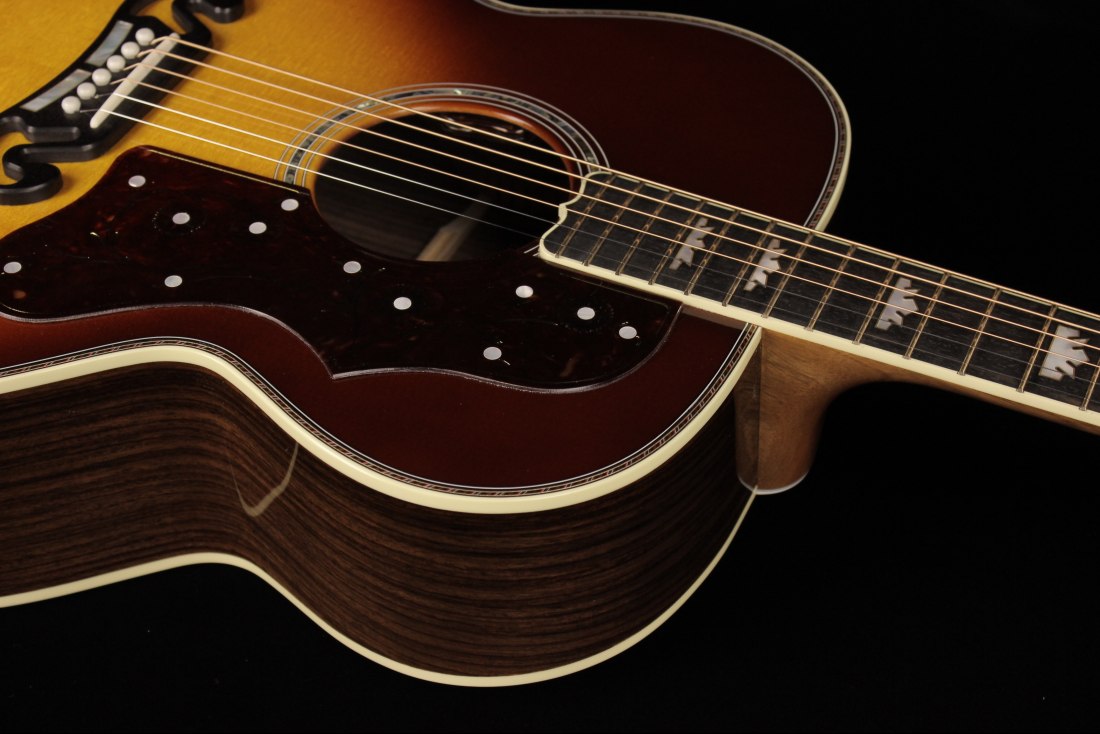 Gibson SJ-200 Deluxe Rosewood