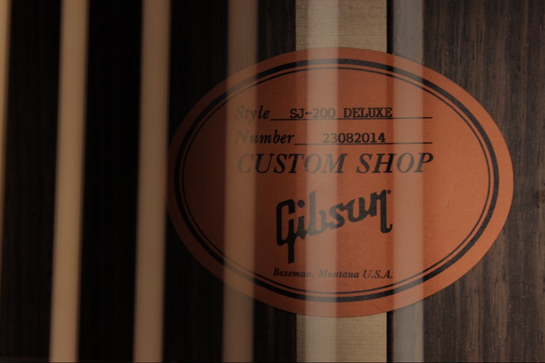 Gibson SJ-200 Deluxe Rosewood