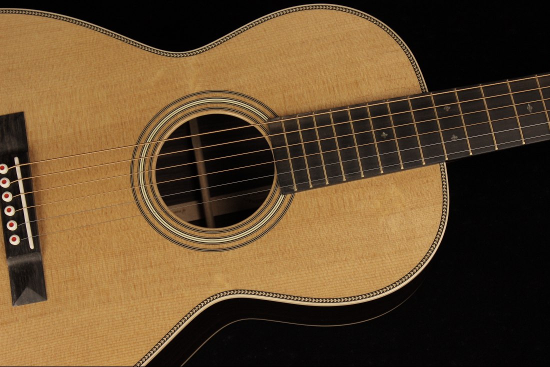 Martin 012-28 Modern Deluxe