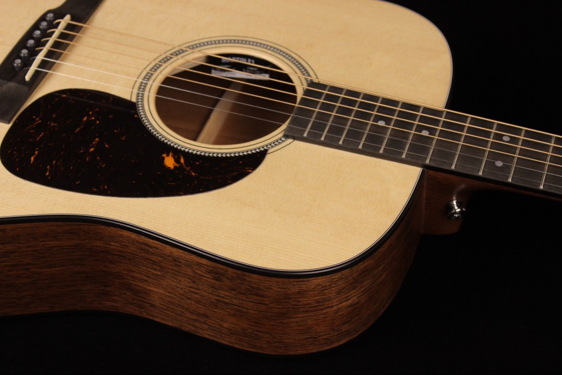 Martin D-16E Mahogany