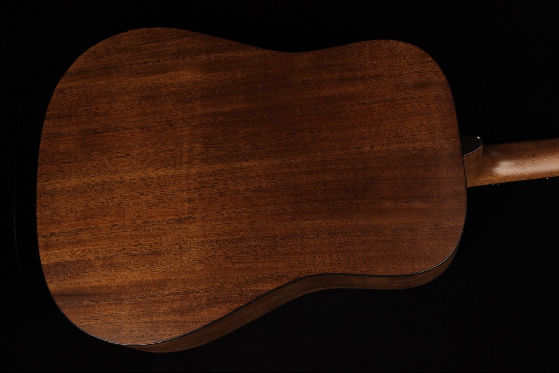 Martin D-16E Mahogany