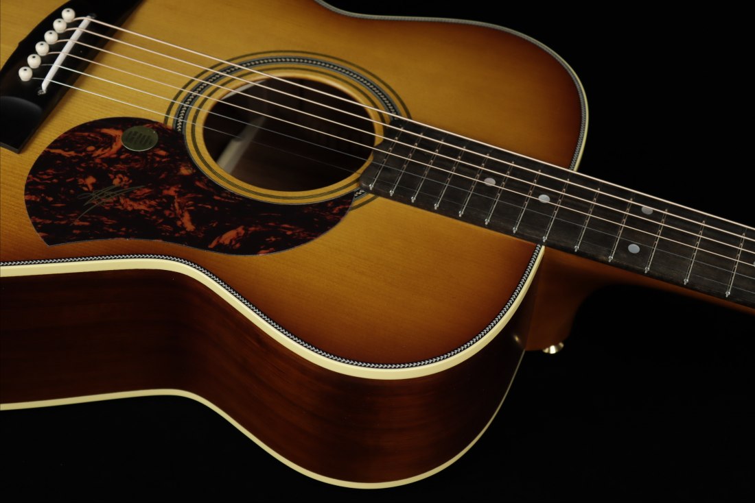 Maton EBG808 Nashville