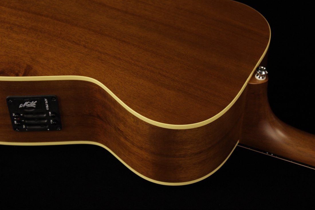 Maton EBG808TE