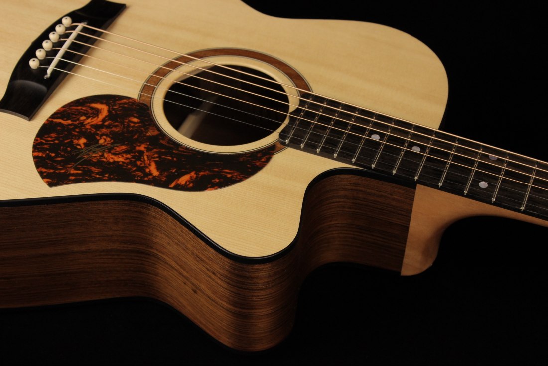 Maton SRS808C