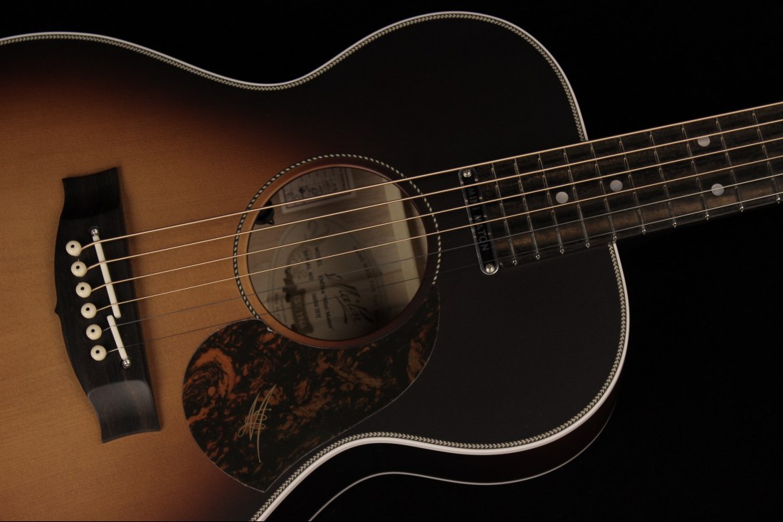 Maton Troubadour Mini