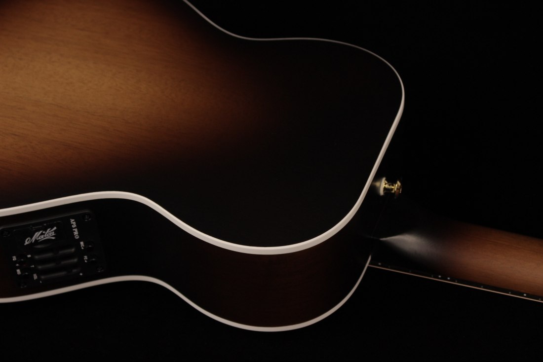 Maton Troubadour Mini