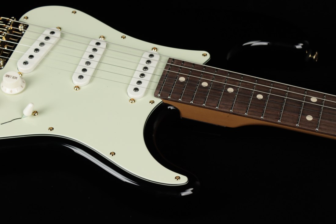 Suhr Classic S SSS - BKG