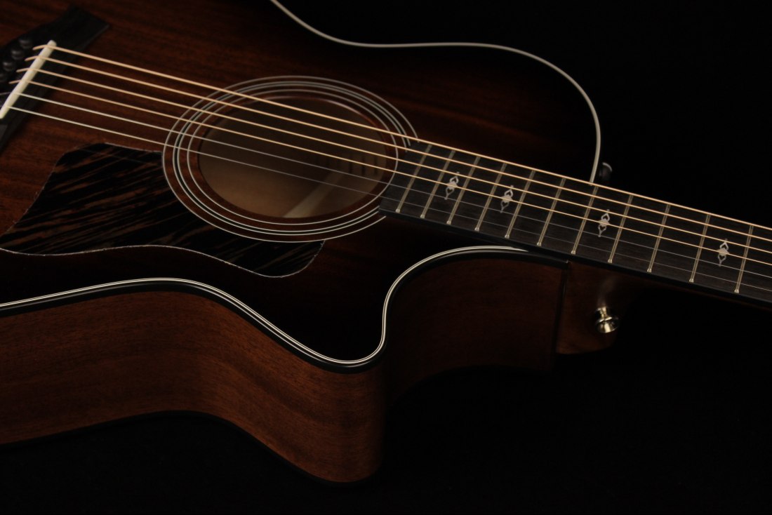 Taylor 322ce 12-Fret