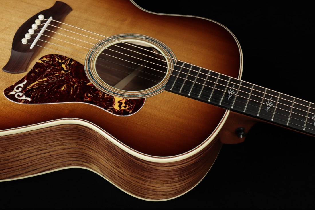 Taylor Gold Label 814e Sunburst