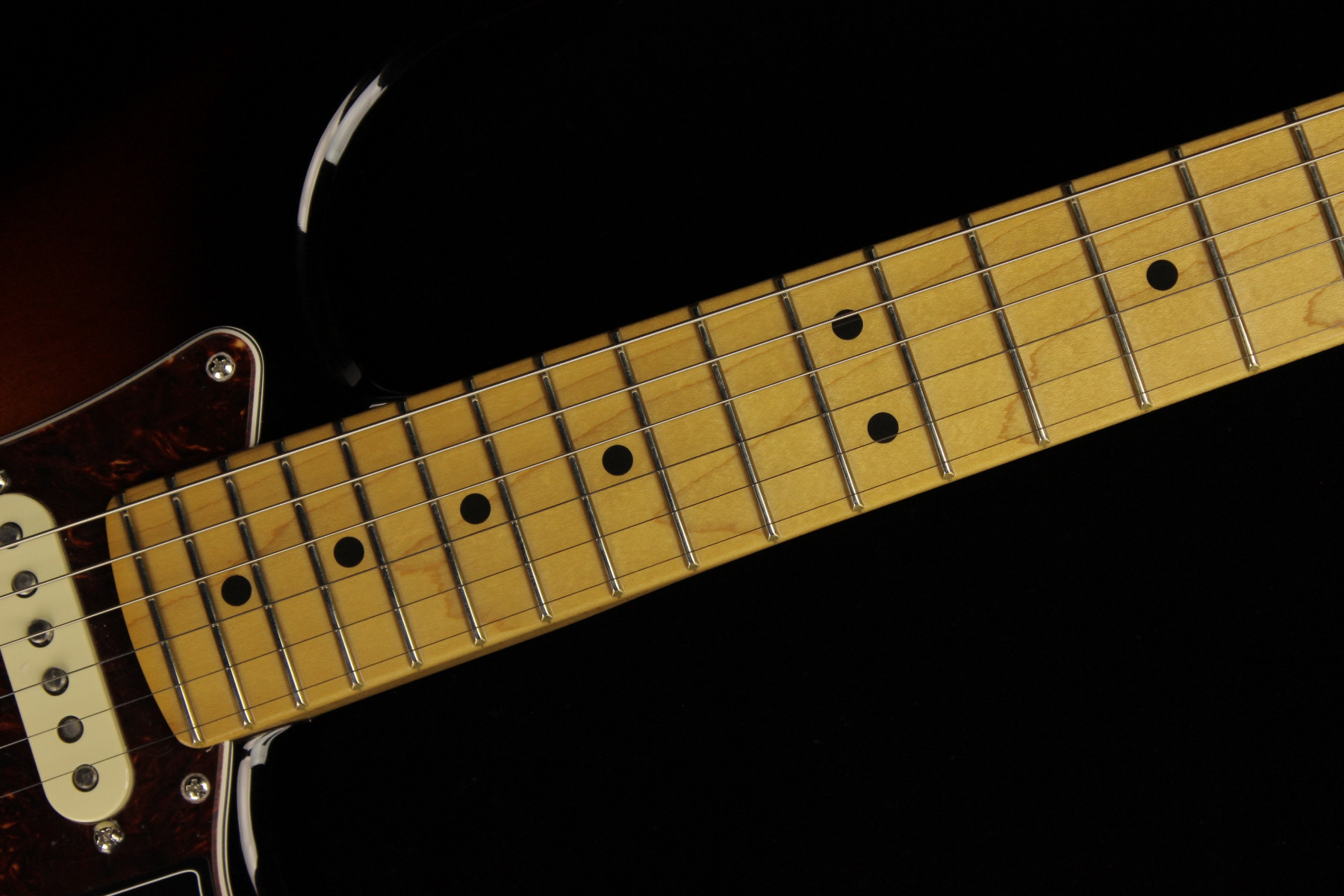 Fender American Professional Ii Stratocaster 3 Color Sunburst Sn Us Gino Guitars