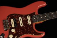 Fender Custom 1961 Stratocaster HSS Journeyman Relic - FRD