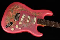 Fender Made in Japan Traditional 60s Stratocaster Pink Paisley