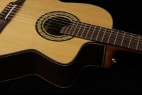 Takamine TC135SC