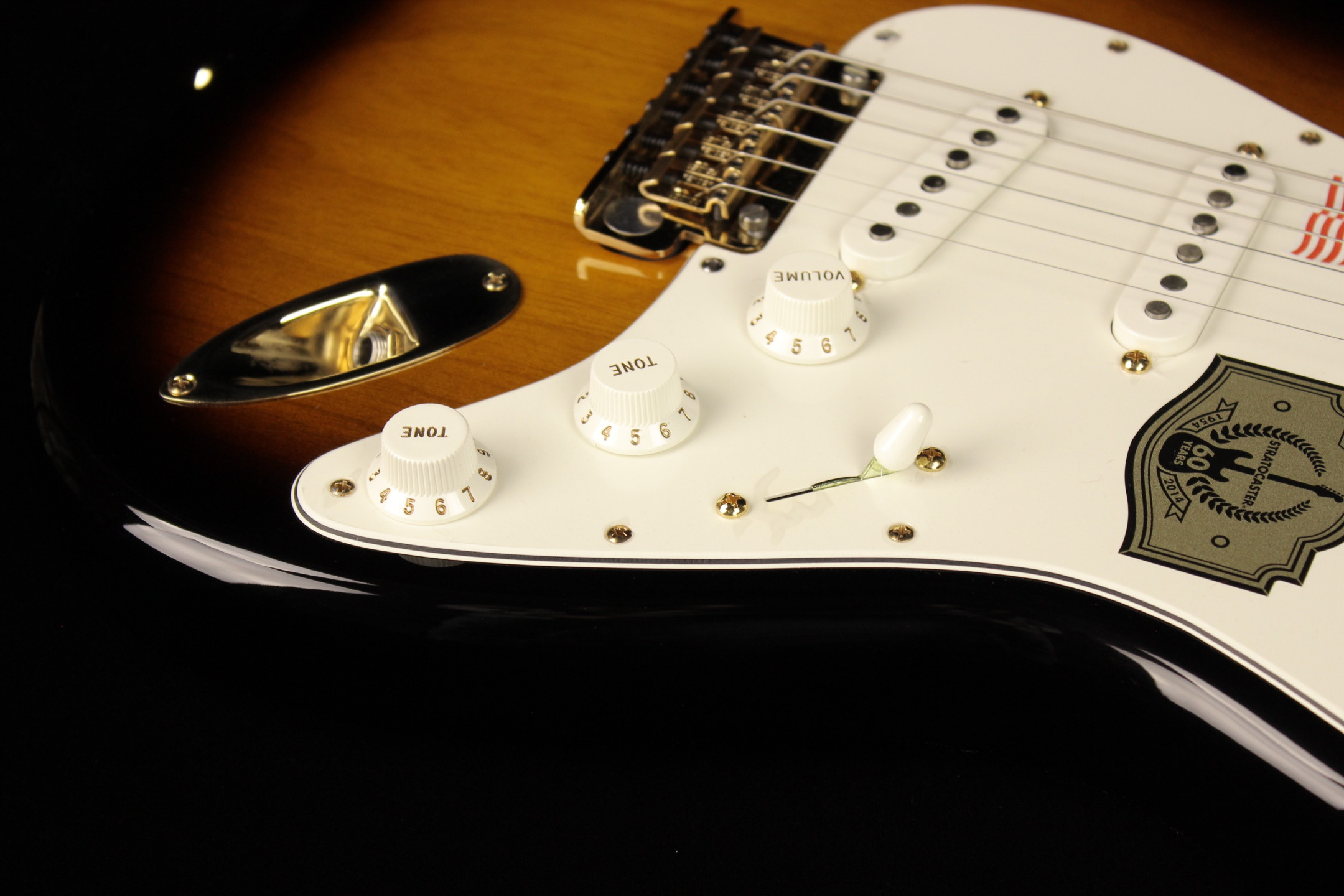 Fender 60th Anniversary Commemorative Stratocaster 2-Color 