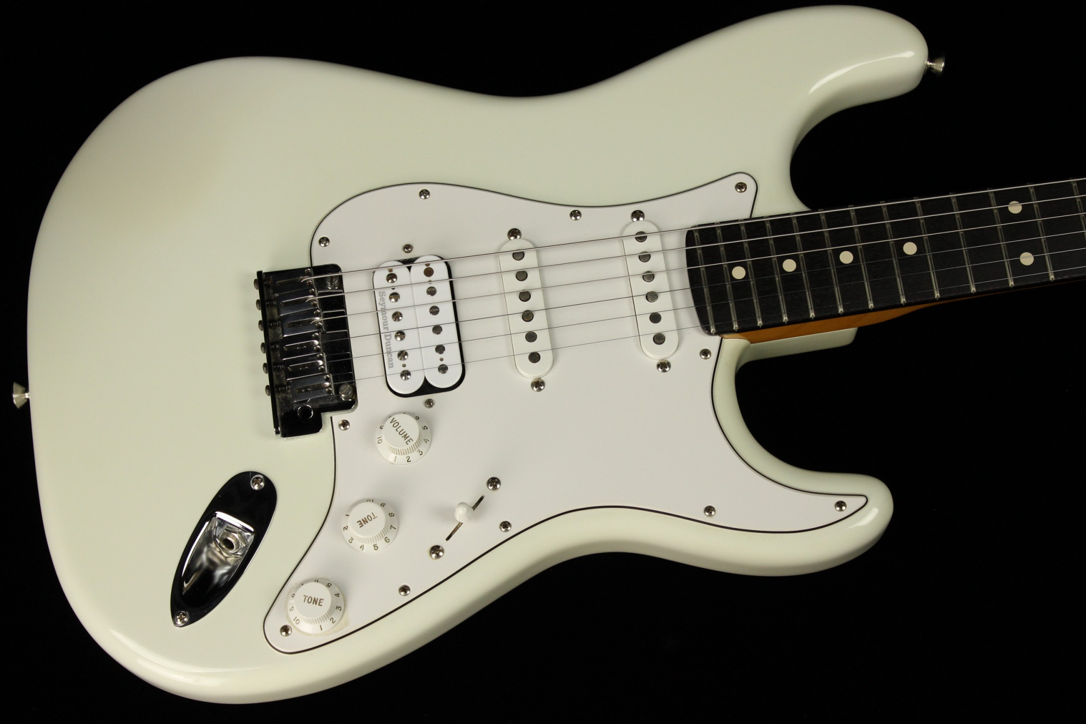 alpine white stratocaster