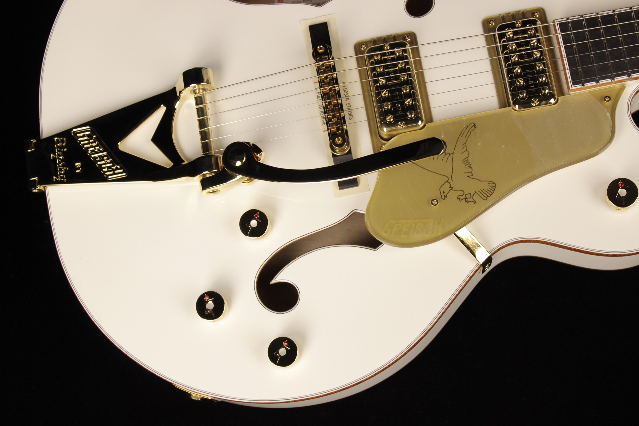 Gretsch G6136TG Player Edition Falcon White SN JT23031139