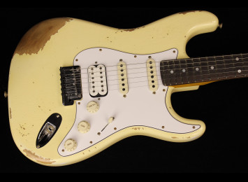 Fender Custom 1960 Stratocaster HSS Heavy Relic - AVWT