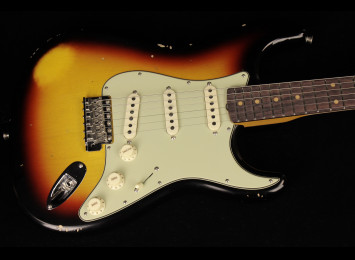 Fender Custom Late 1962 Stratocaster Relic - 3CS