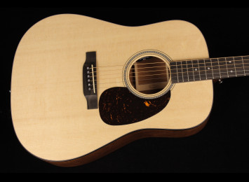 Martin D-16E Mahogany