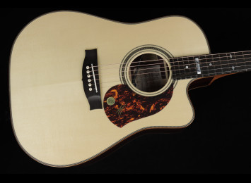 Maton EM100C Messiah Maton EM100C Messiah